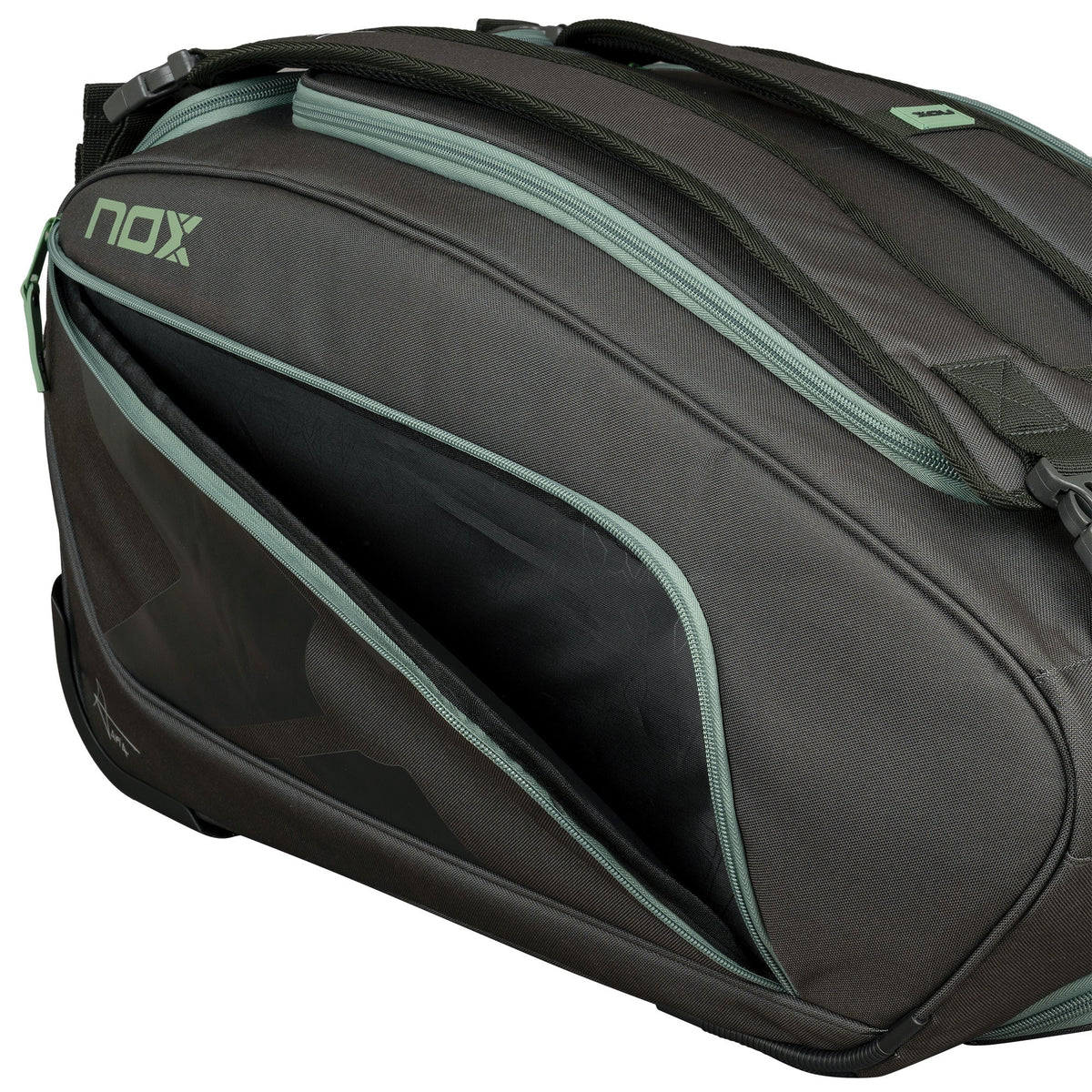 AT10 COMPETITION TROLLEY